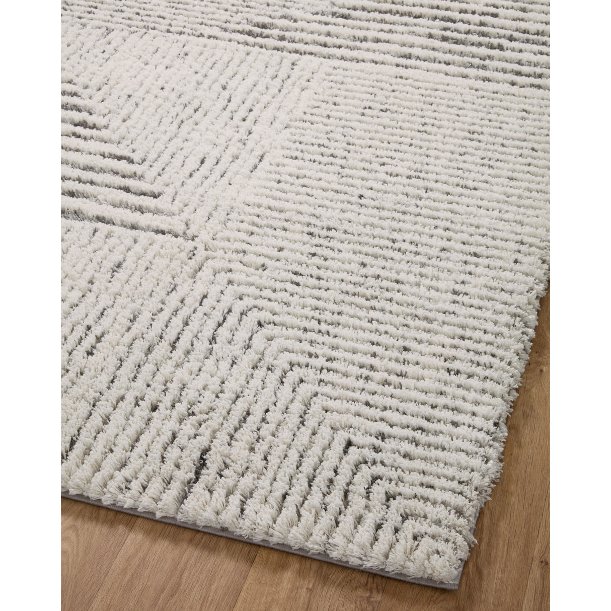 Alexander Home Modern Kenya Shag Area Rug