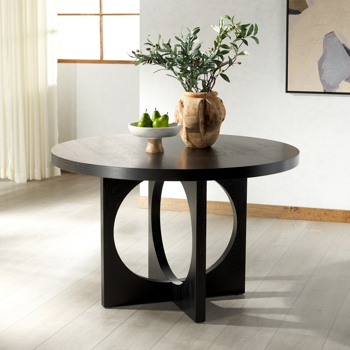 Feliciabella 47-inch Dining Table - 47Wx47Dx30H