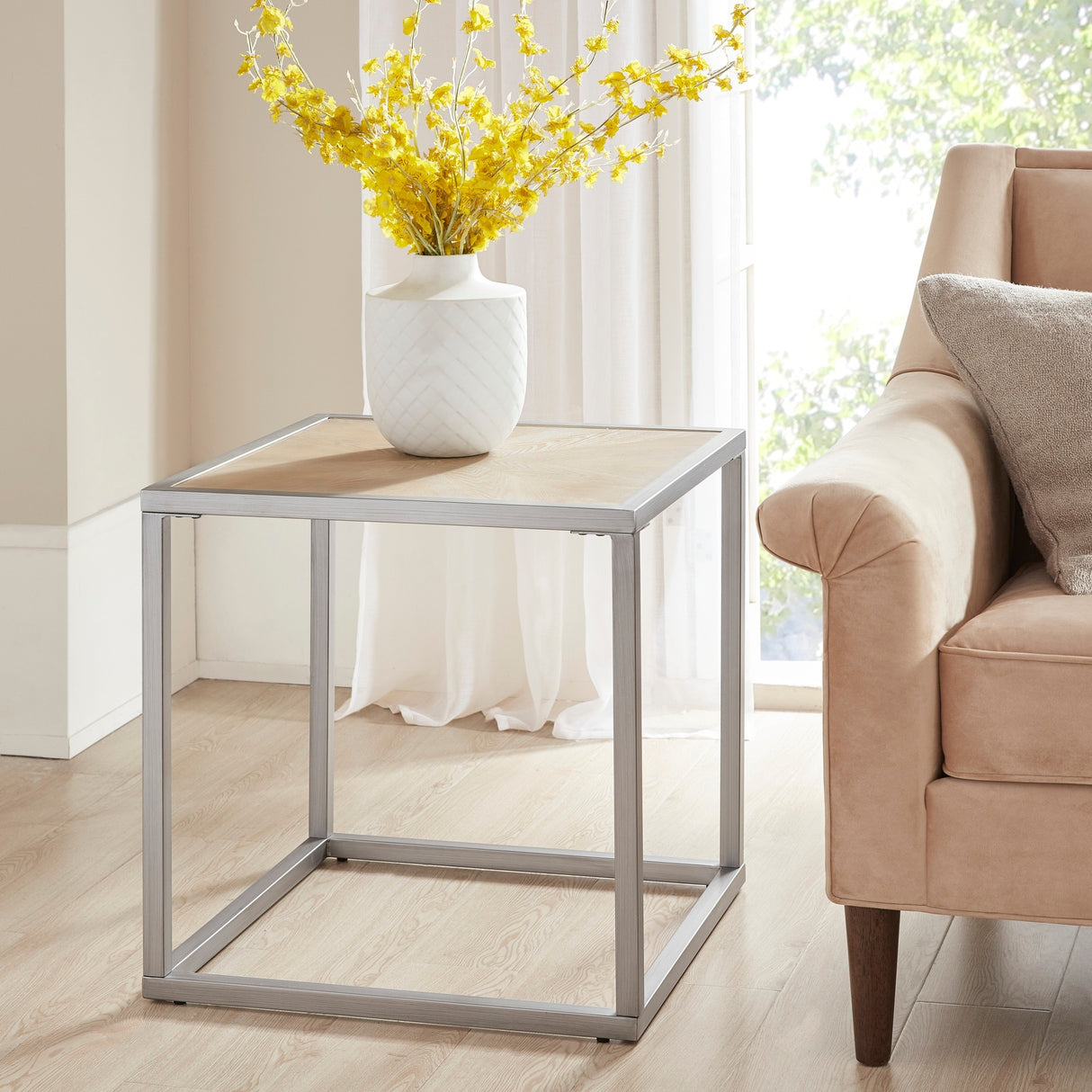 Madison Park Larris End Table