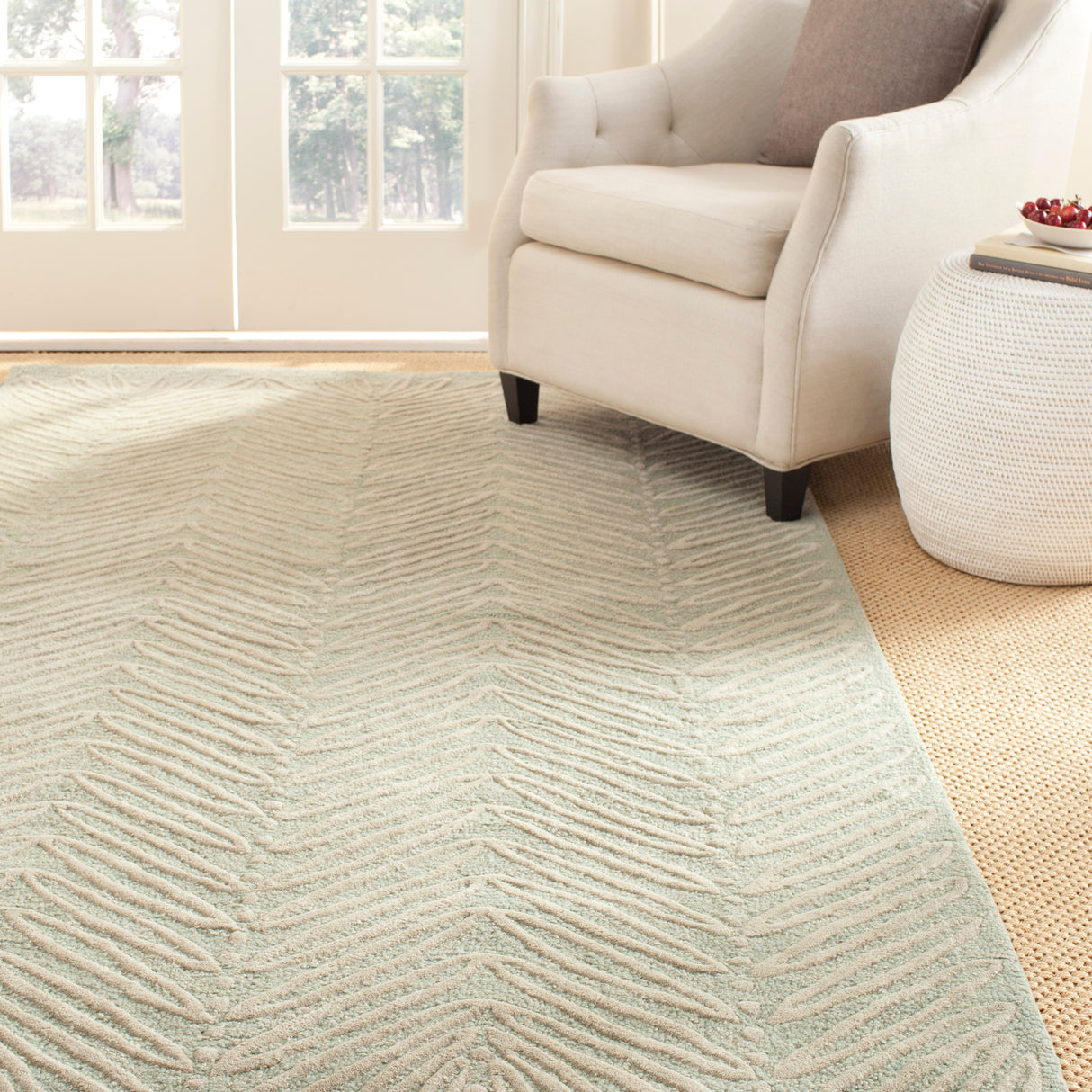 Martha Stewart by SAFAVIEH Chevron Leaves Wool/ Viscose Rug