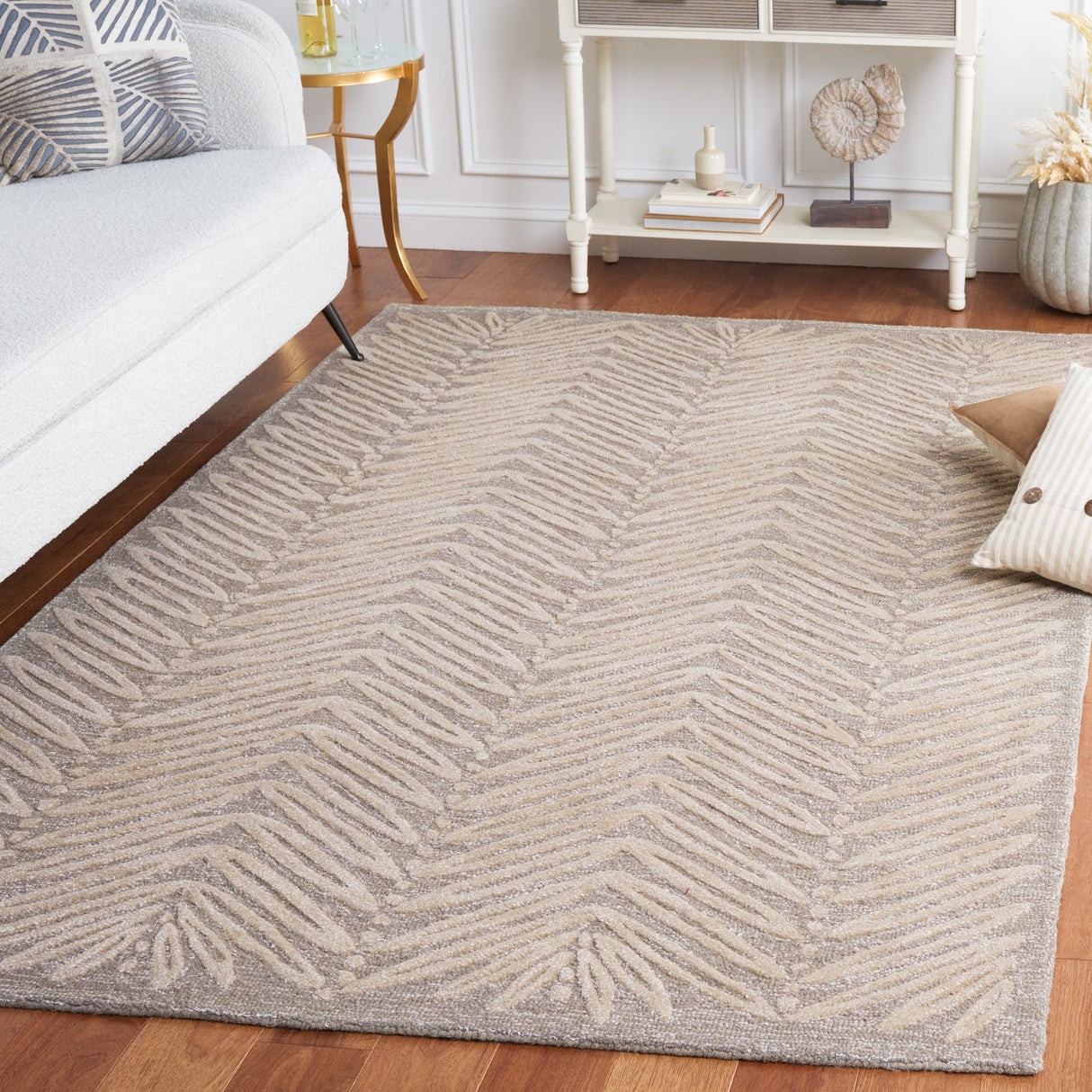 Martha Stewart by SAFAVIEH Chevron Leaves Wool/ Viscose Rug