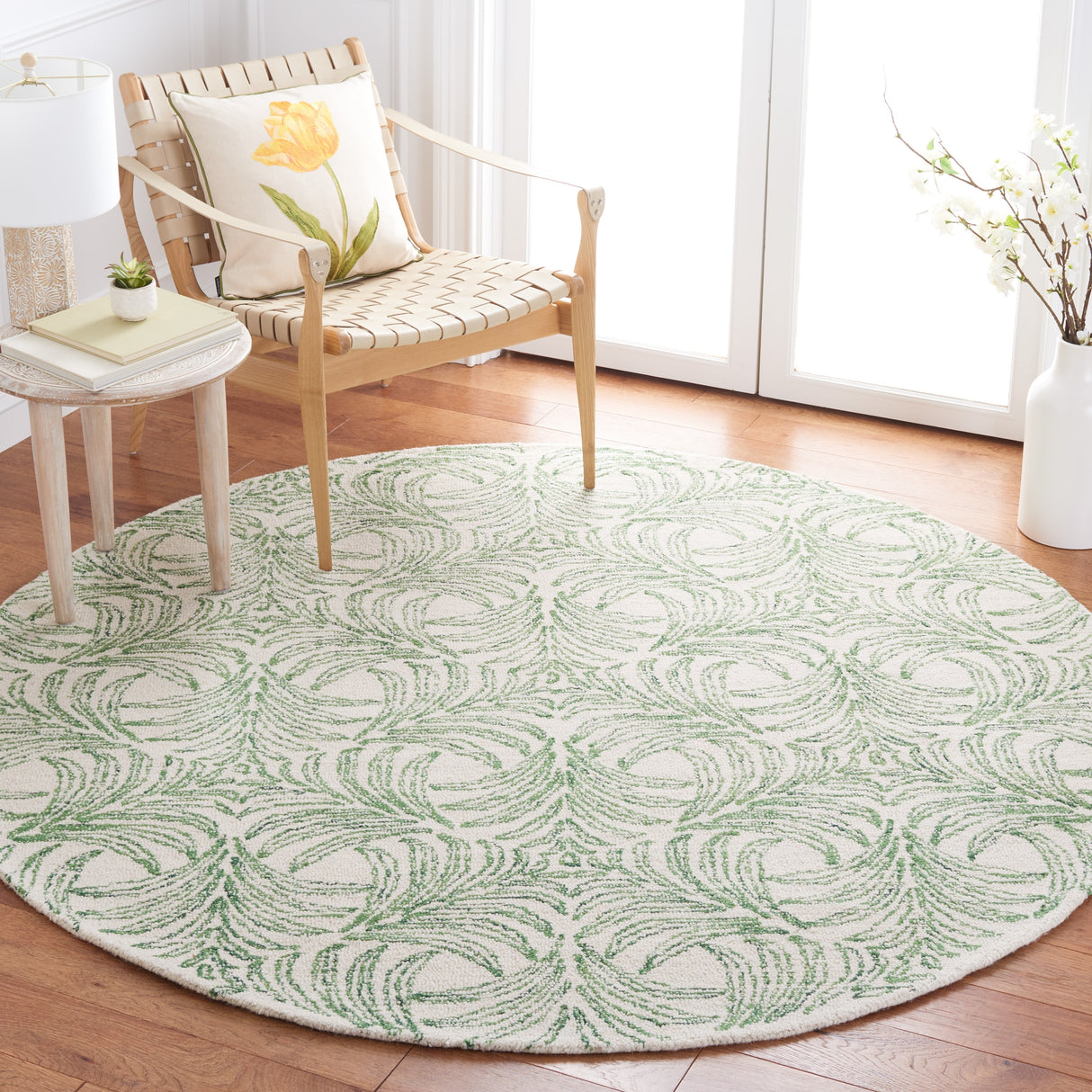 Martha Stewart by SAFAVIEH Handmade Asumi Rug