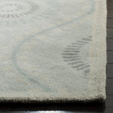 Martha Stewart by SAFAVIEH Handmade Ogee Dot Wool Rug