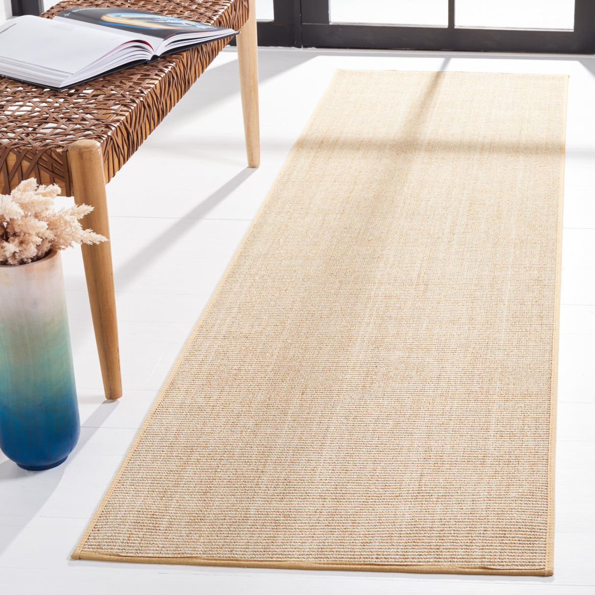 Martha Stewart by SAFAVIEH Klarita Sisal & Jute Area Rug