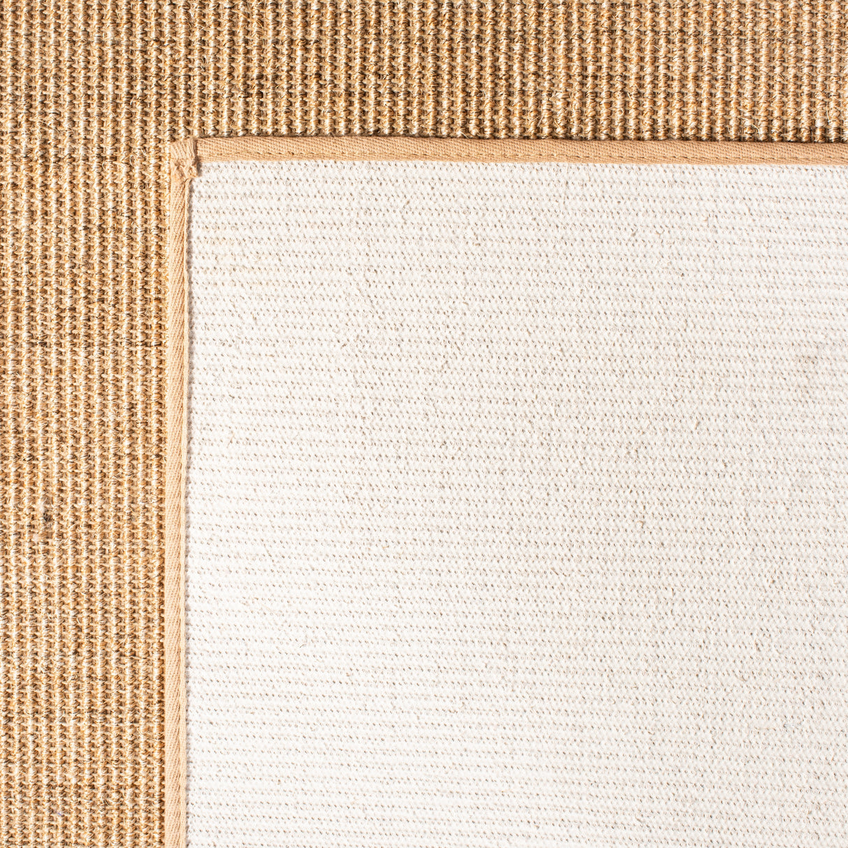 Martha Stewart by SAFAVIEH Klarita Sisal & Jute Area Rug