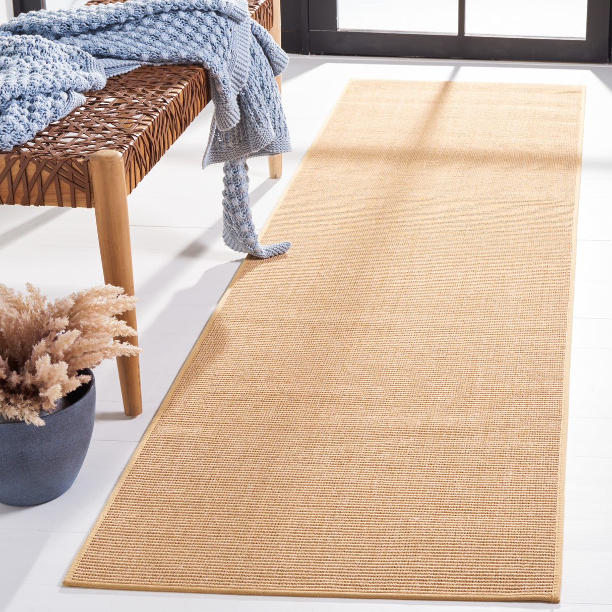 Martha Stewart by SAFAVIEH Klarita Sisal & Jute Area Rug