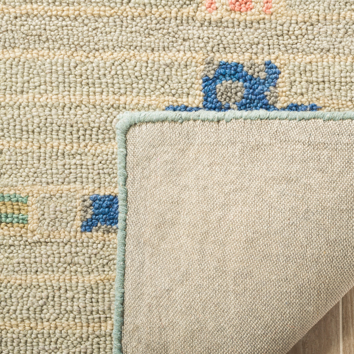 Martha Stewart by SAFAVIEH Patchwork Wool Rug