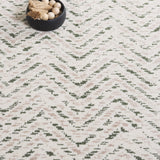 SAFAVIEH Adirondack Hildegard Chevron Distressed Rug