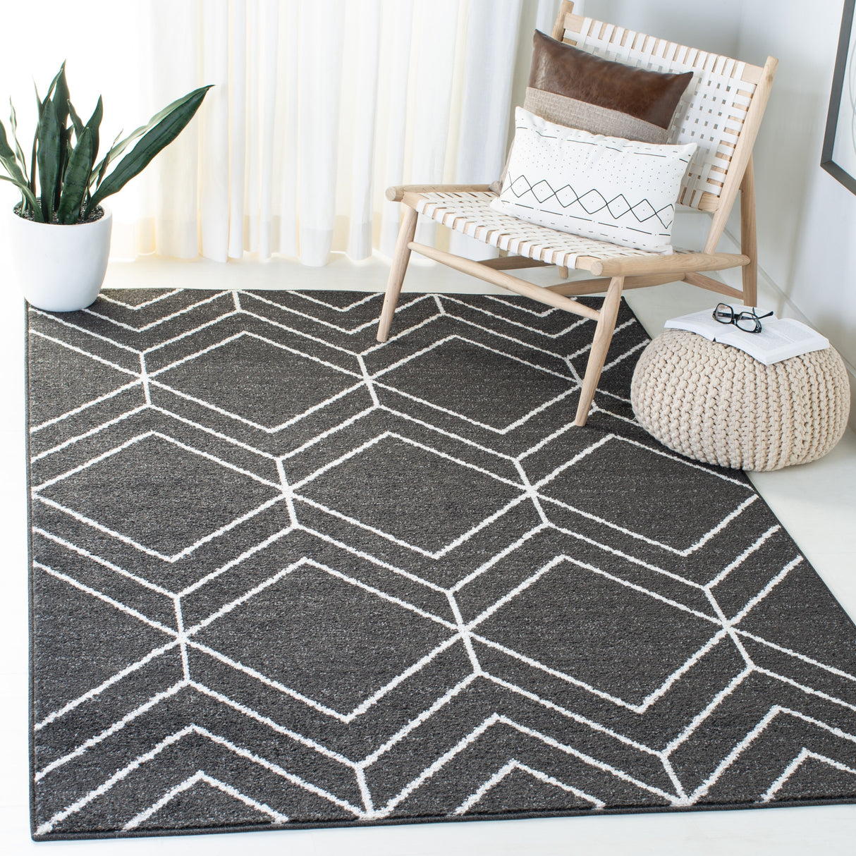 SAFAVIEH Adirondack Juvelina Modern Geometric Rug