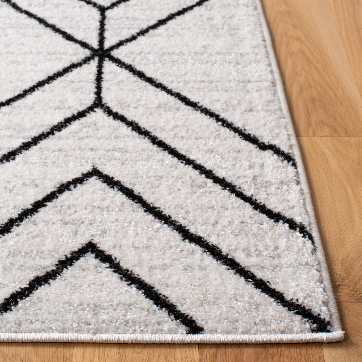 SAFAVIEH Adirondack Juvelina Modern Geometric Rug