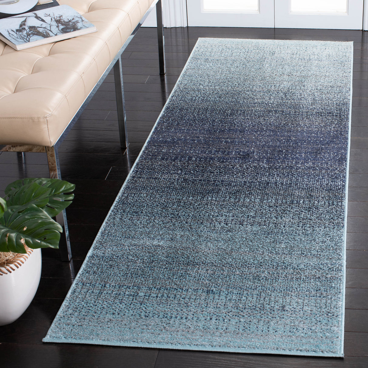 SAFAVIEH Adirondack Muzeyyen Ombre Distressed Rug