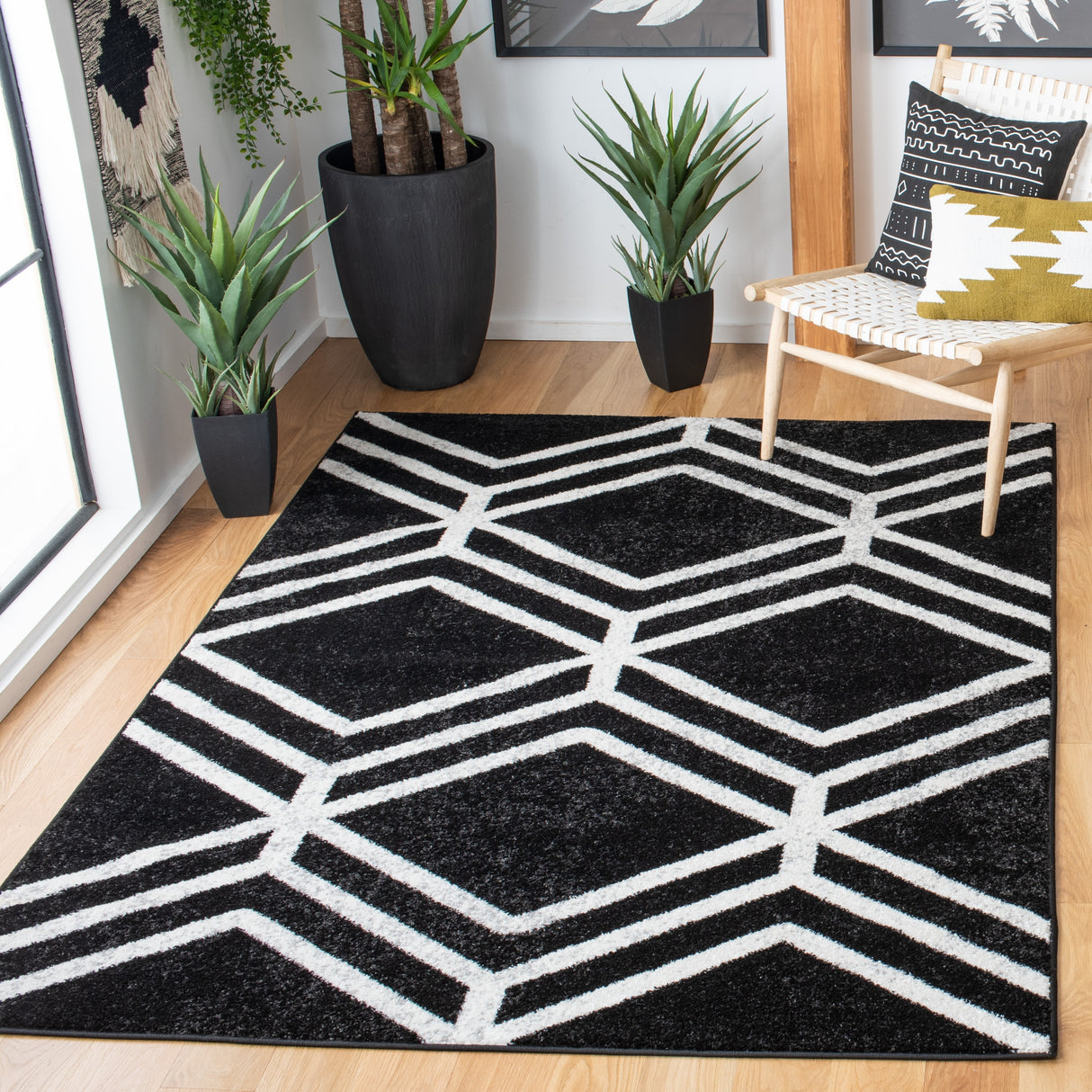 SAFAVIEH Adirondack Olsa Geometric Distressed Rug