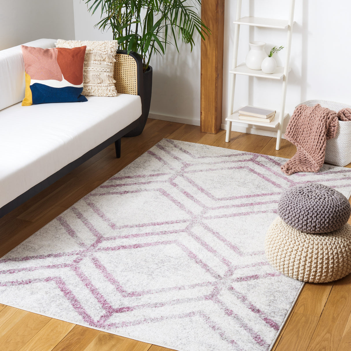 SAFAVIEH Adirondack Olsa Geometric Distressed Rug