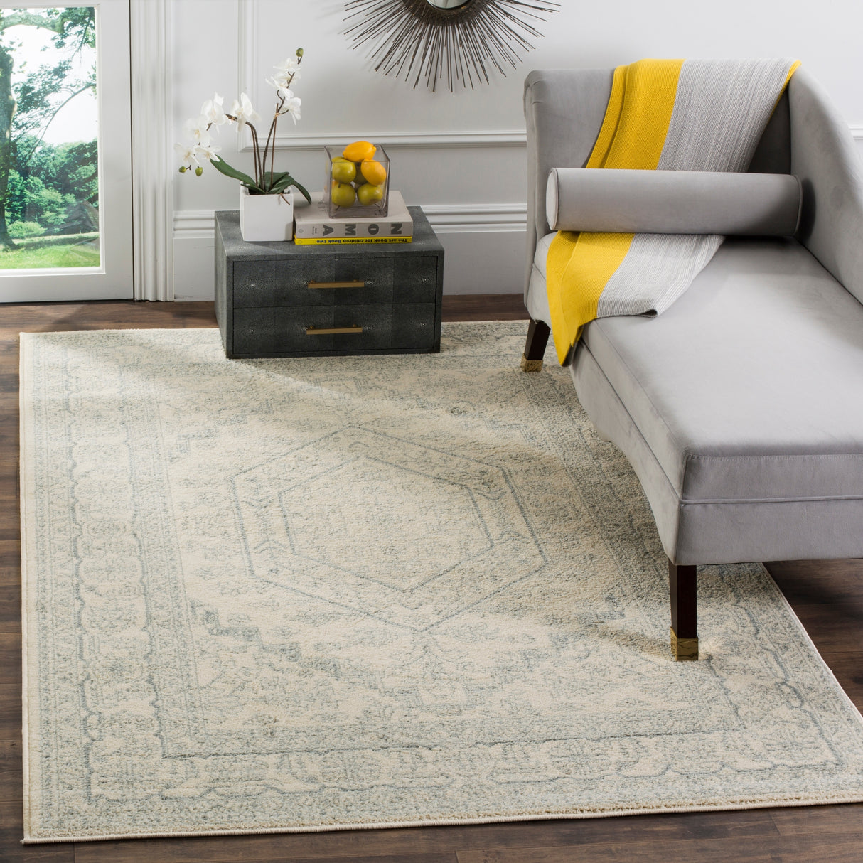 SAFAVIEH Adirondack Sian Rustic Oriental Medallion Rug