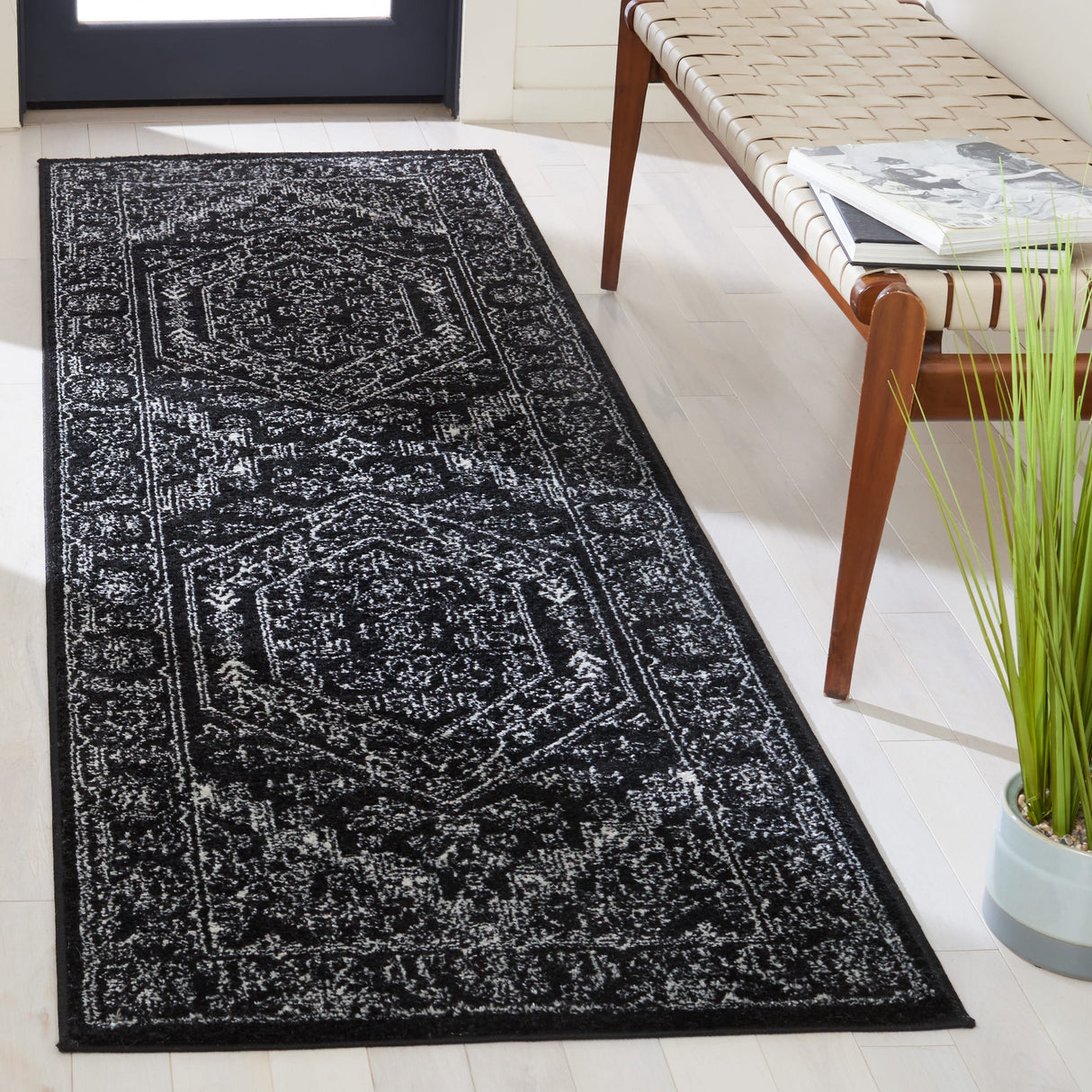 SAFAVIEH Adirondack Sian Rustic Oriental Medallion Rug