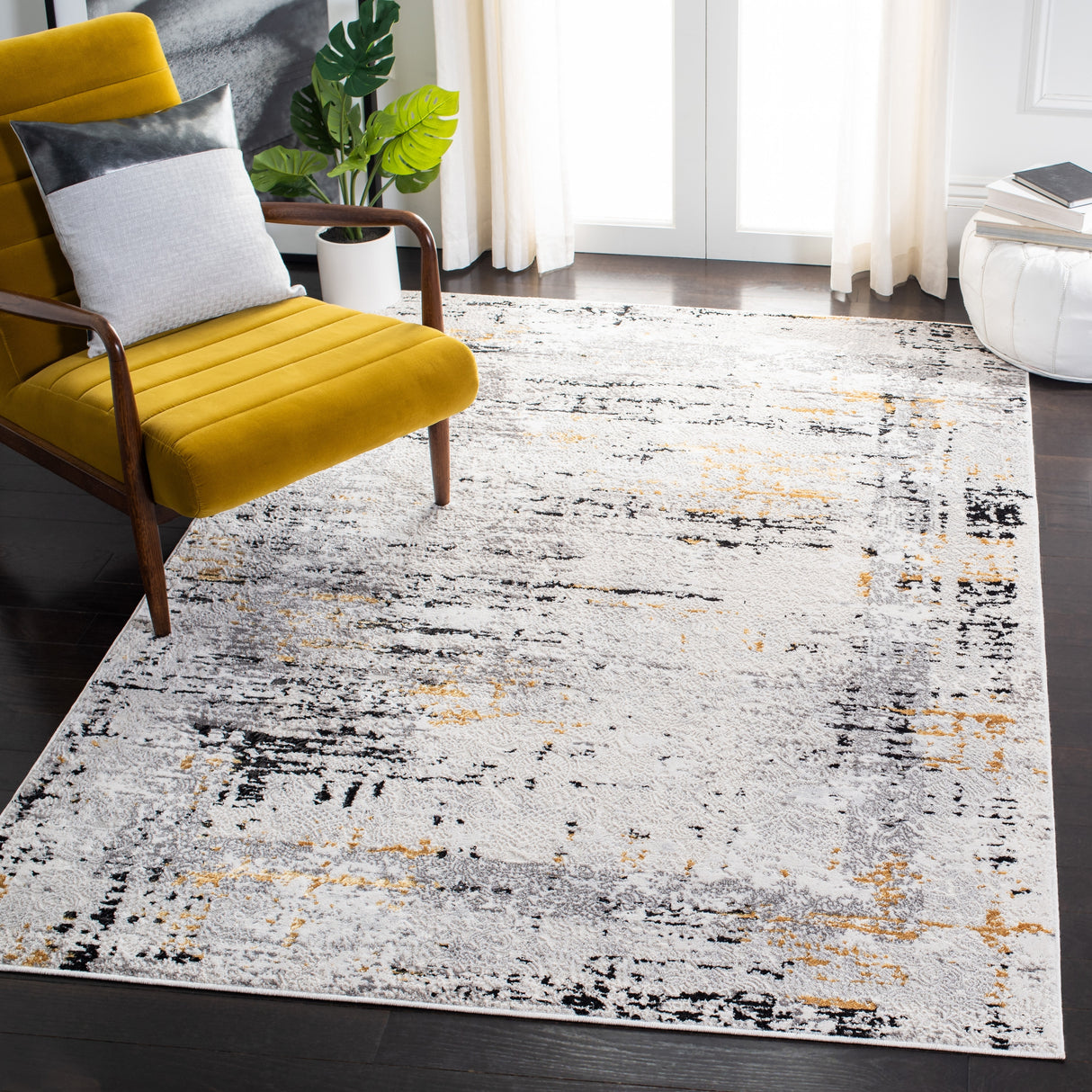 SAFAVIEH Amelia Afaf Abstract Distressed Rug