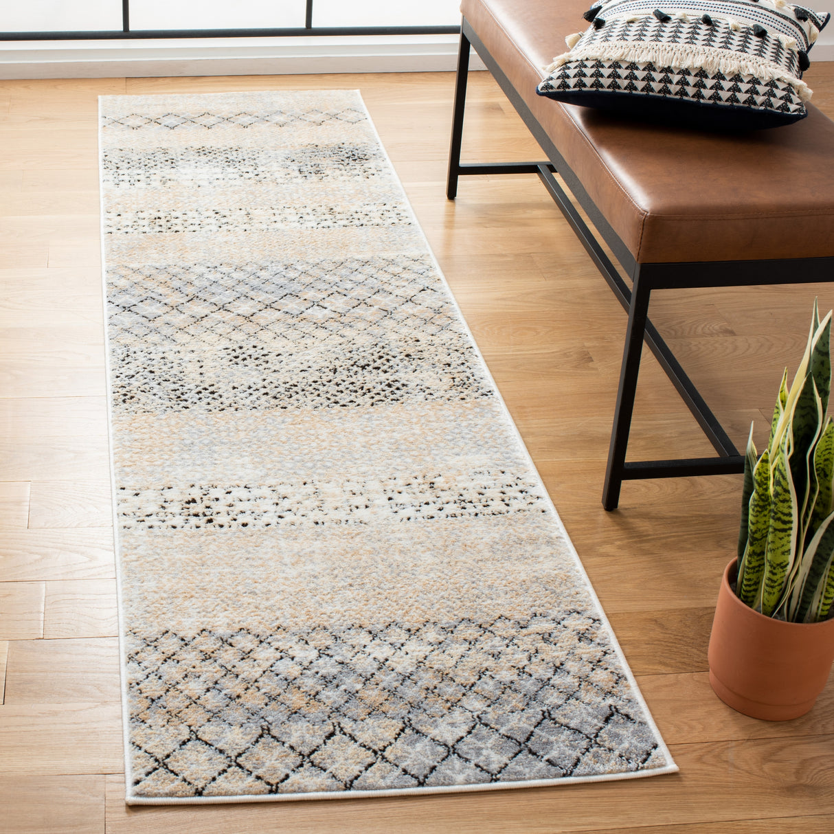 SAFAVIEH Amelia Dhian Modern Moroccan Distressed Rug