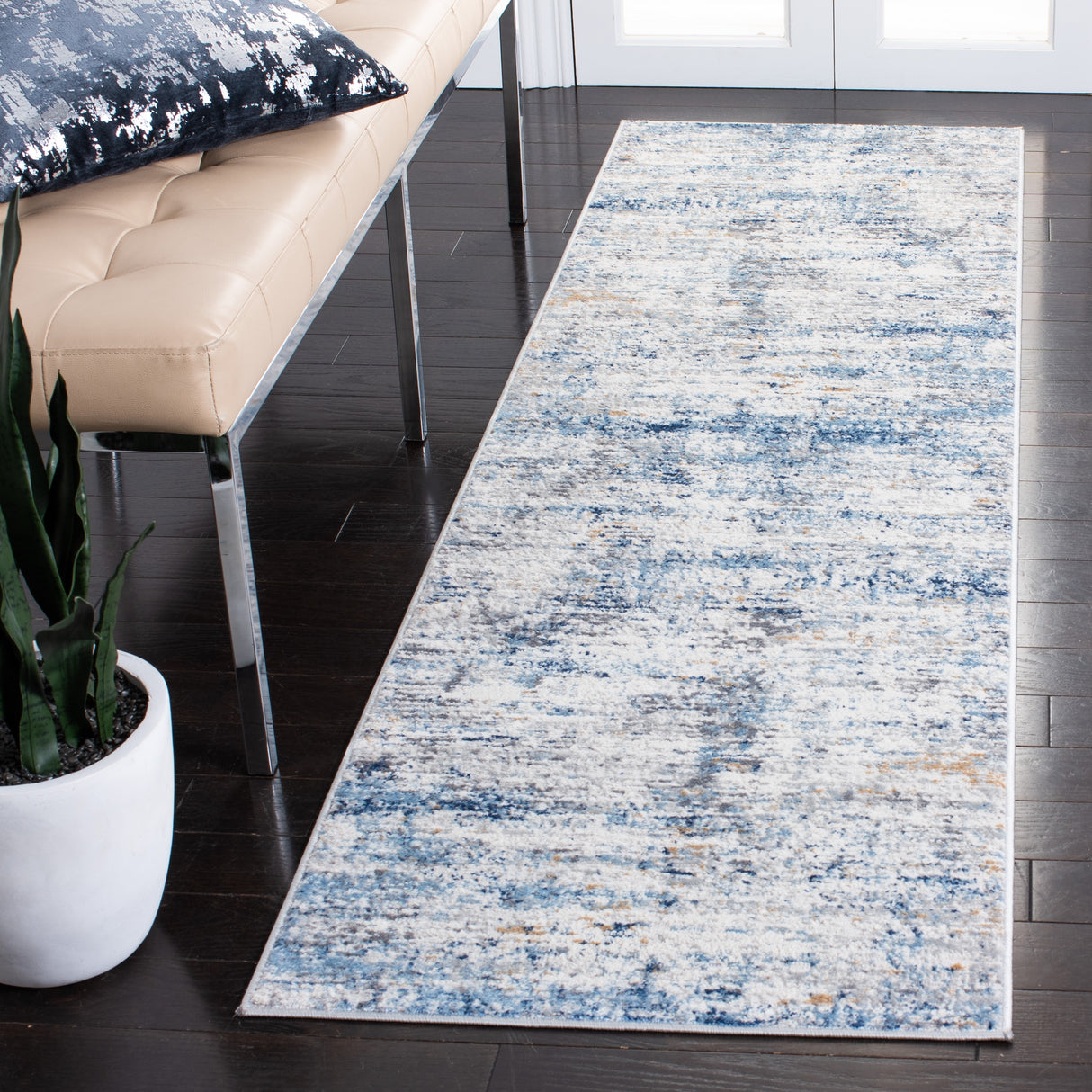 SAFAVIEH Amelia Nedelea Modern Abstract Rug