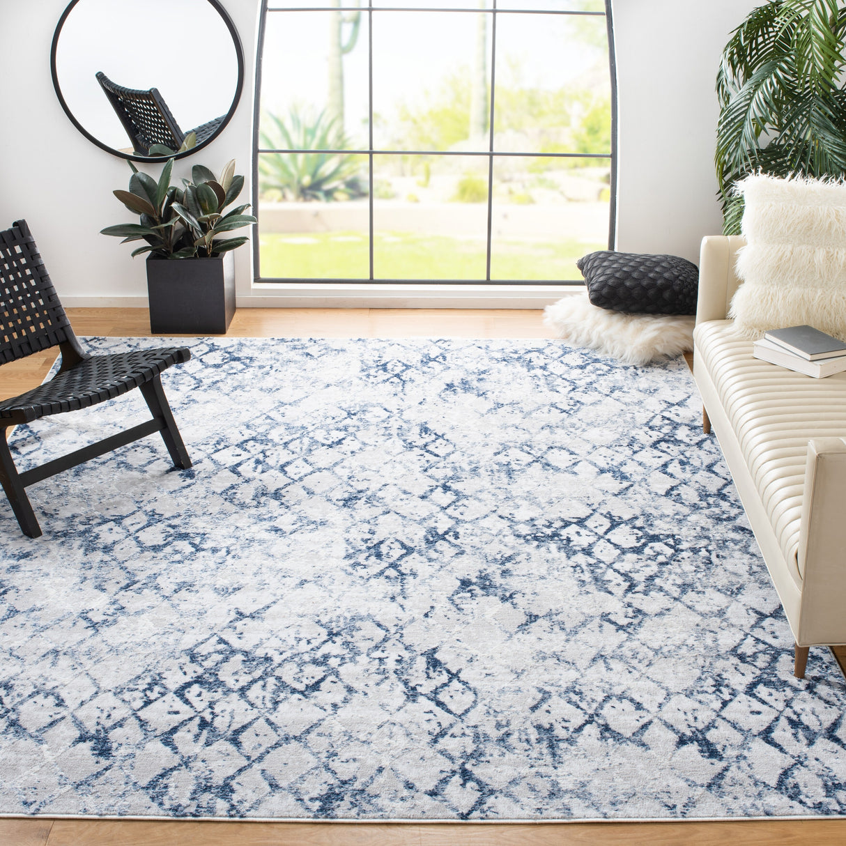 SAFAVIEH Amelia Selvete Modern Trellis Distressed Rug