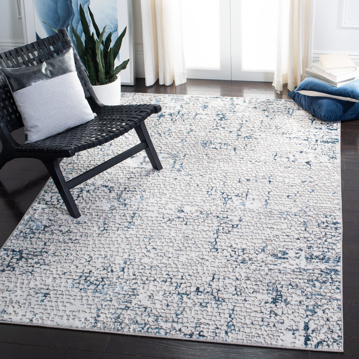 SAFAVIEH Amelia Valvi Modern Abstract Rug