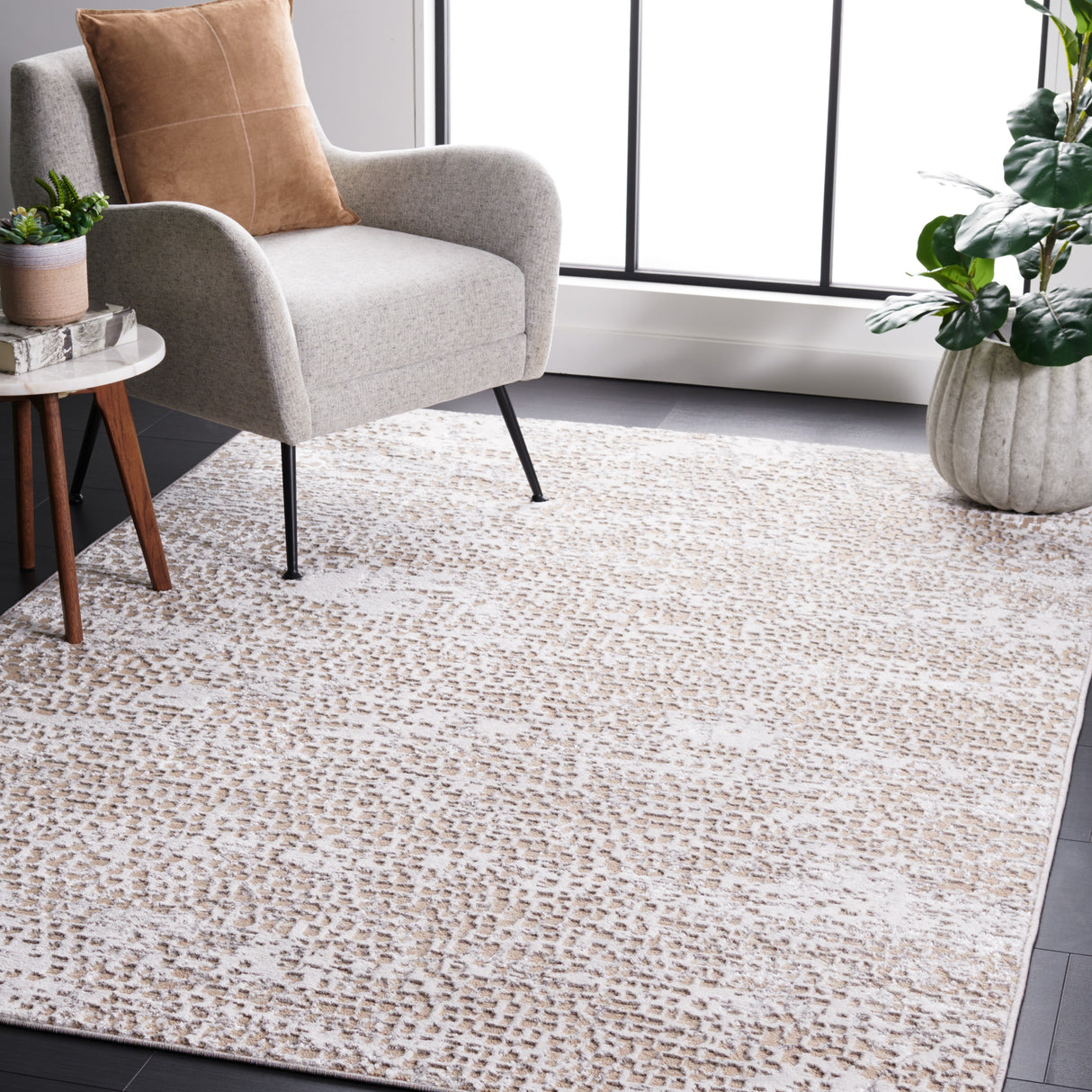 SAFAVIEH Amelia Valvi Modern Abstract Rug