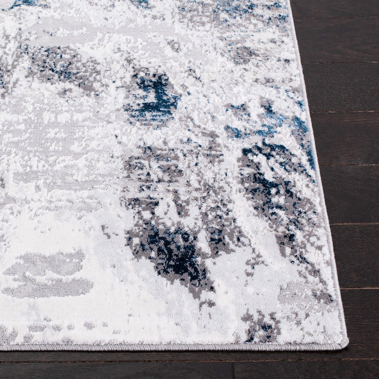 SAFAVIEH Amelia Vivan Abstract Distressed Rug