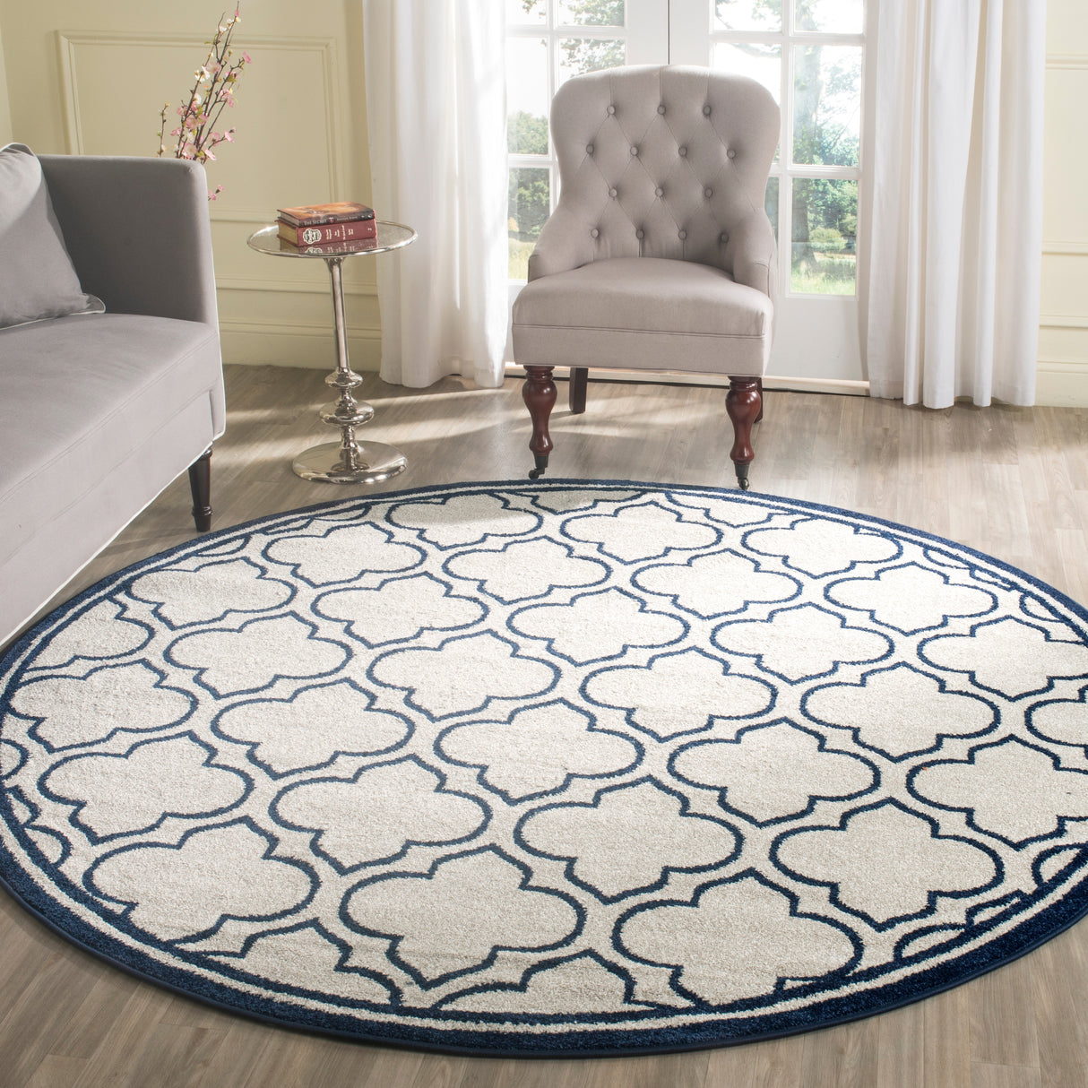 SAFAVIEH Amherst Lyda Modern Rug