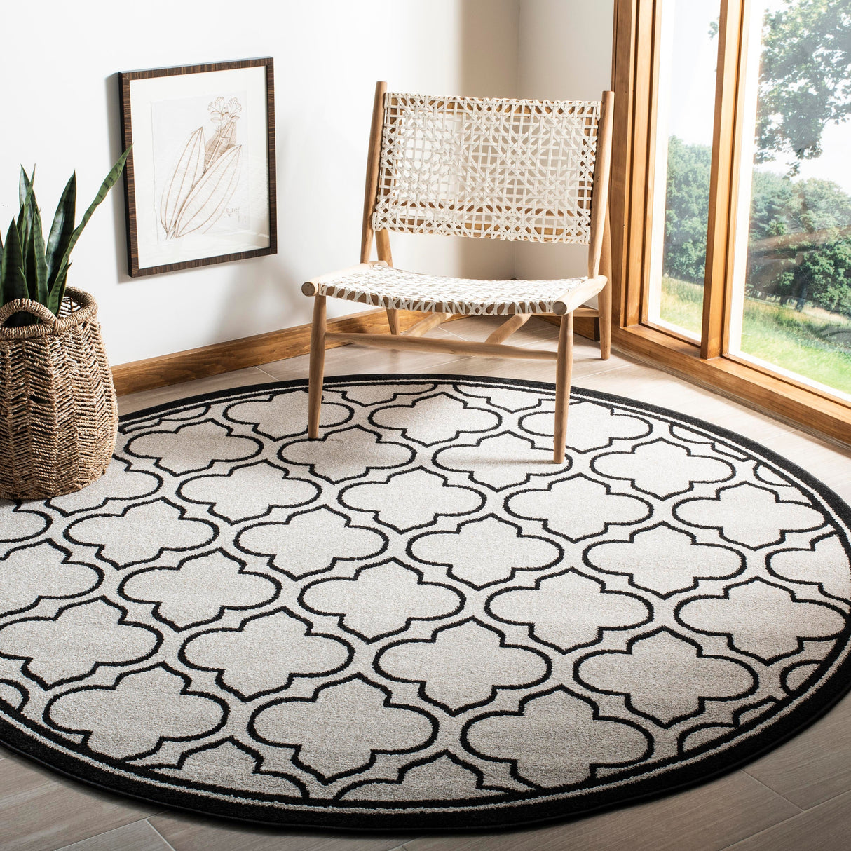 SAFAVIEH Amherst Lyda Modern Rug