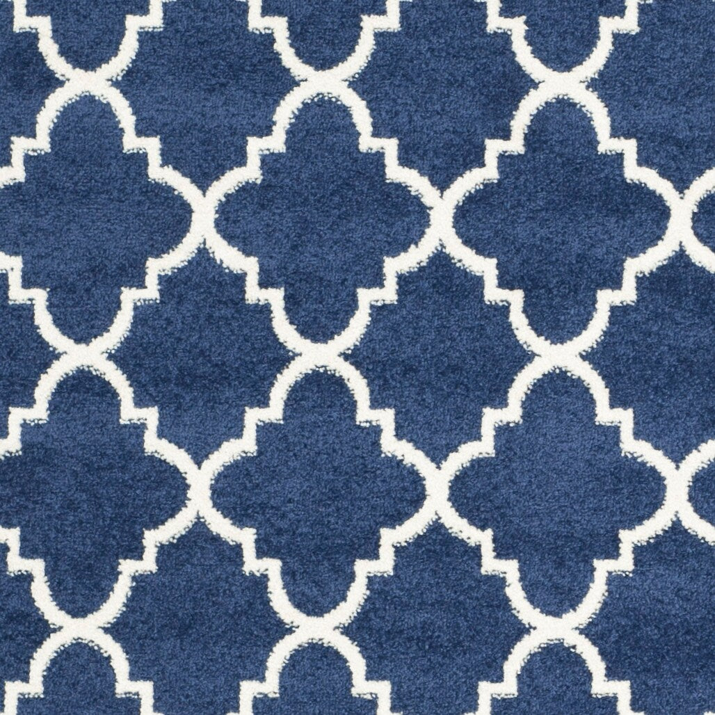 SAFAVIEH Amherst Namira Trellis Rug