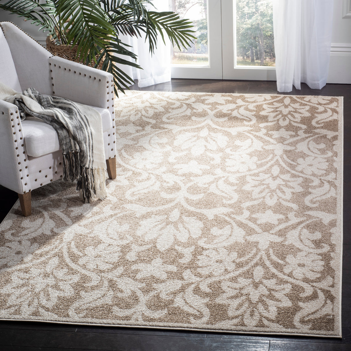 SAFAVIEH Amherst Velizara Modern Rug