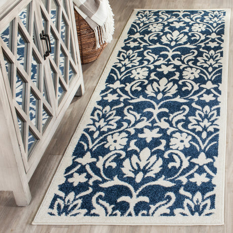 SAFAVIEH Amherst Velizara Modern Rug