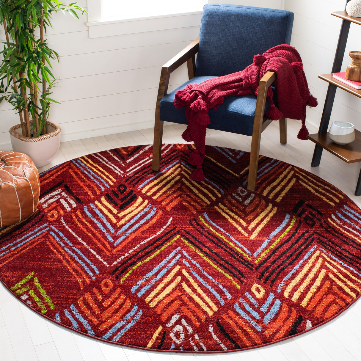 SAFAVIEH Amsterdam Gulumser Modern Rug