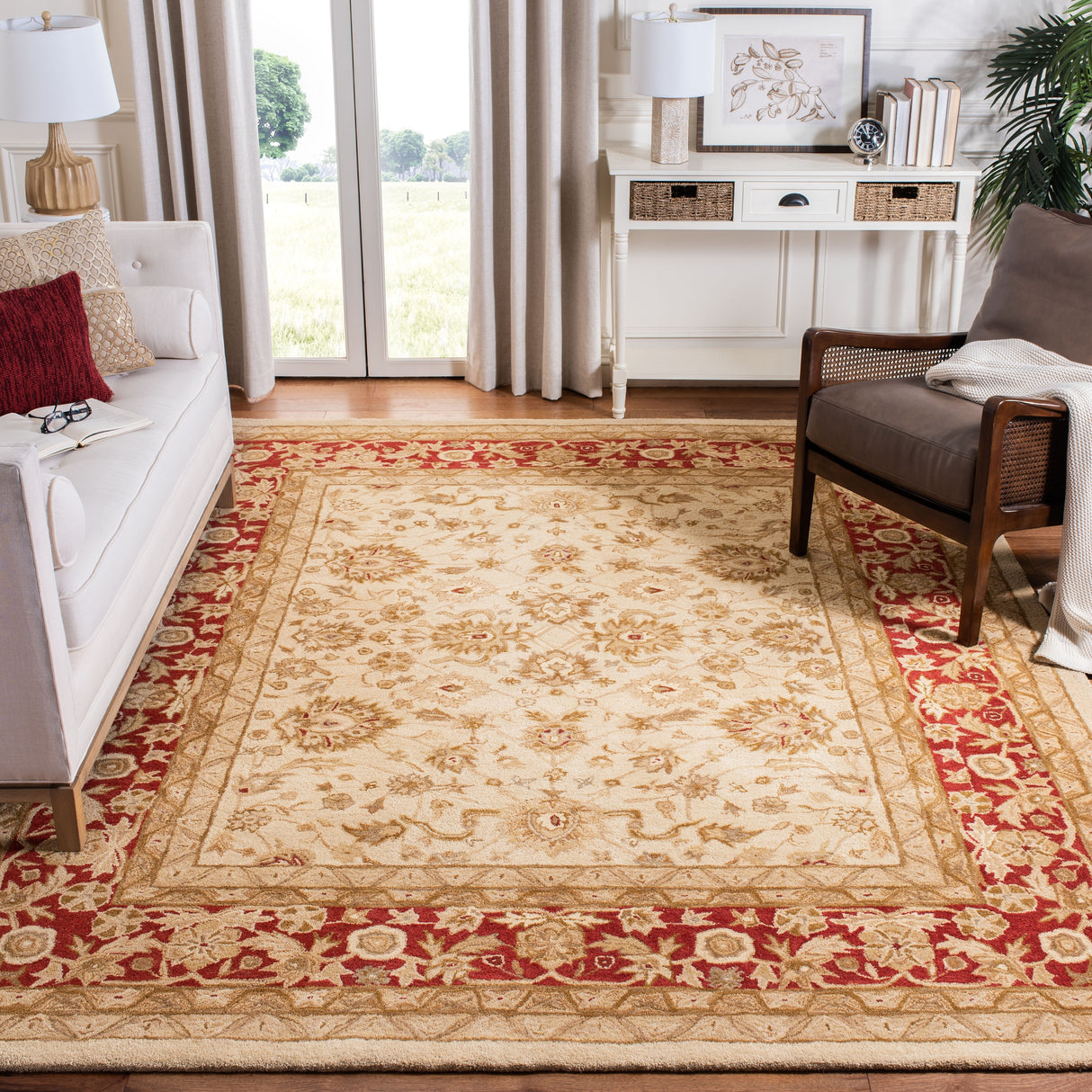 SAFAVIEH Anatolia Karanfila Traditional Oriental Hand-spun Wool Rug