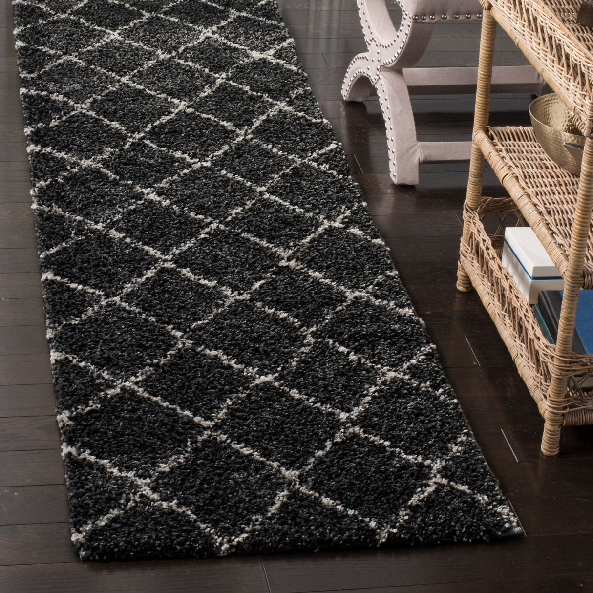 SAFAVIEH Arizona Shag Effrosini 1.2-inch Thick Rug