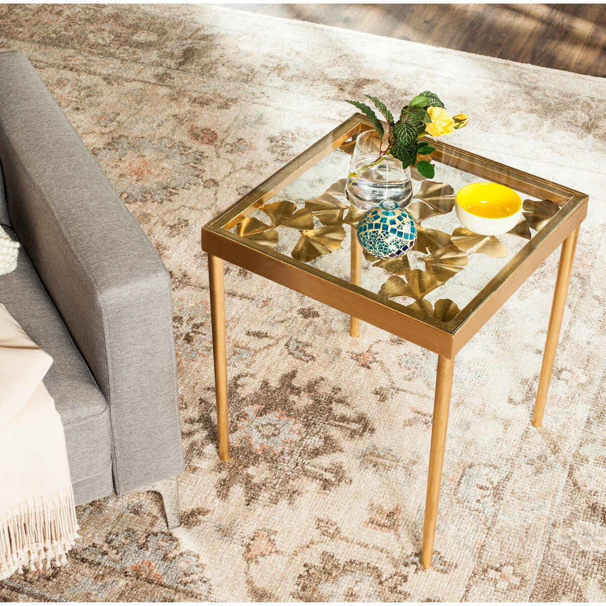 SAFAVIEH Arla Antique Gold Leaf Side Table - 18Wx18Dx22H