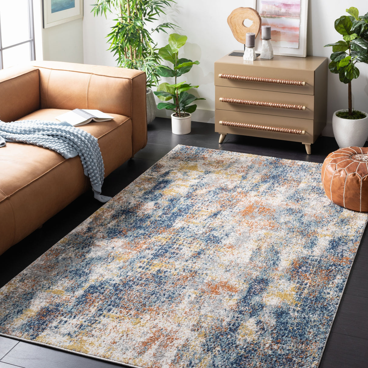 SAFAVIEH Aston Outi Modern Abstract Rug