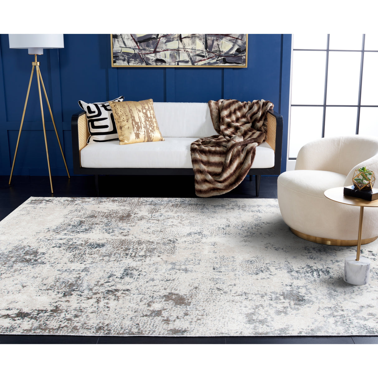 SAFAVIEH Aston Shahide Modern Abstract Rug