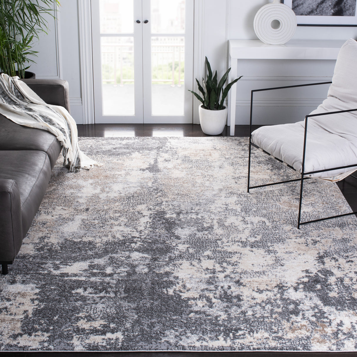 SAFAVIEH Aston Shahide Modern Abstract Rug