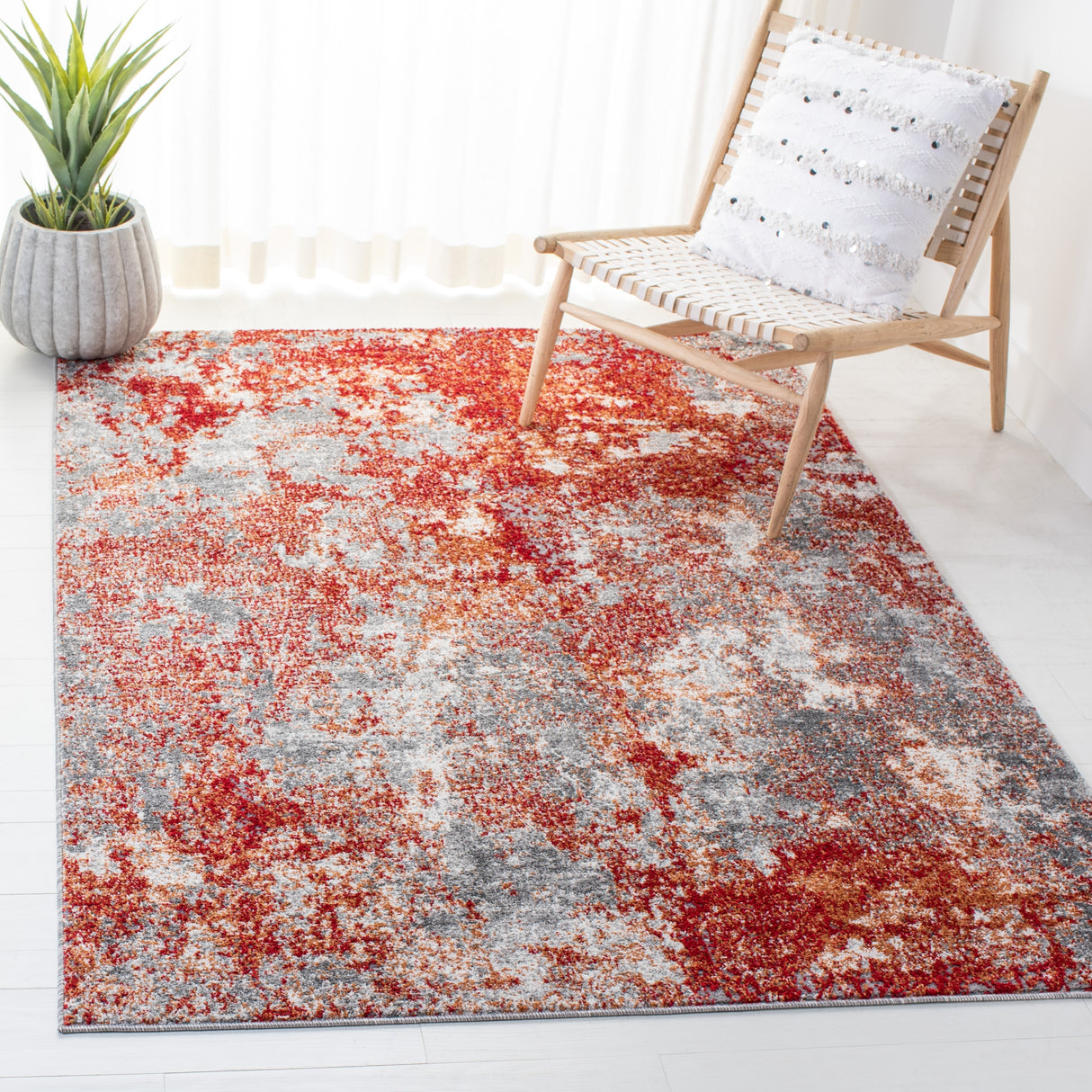 SAFAVIEH Aston Shahide Modern Abstract Rug