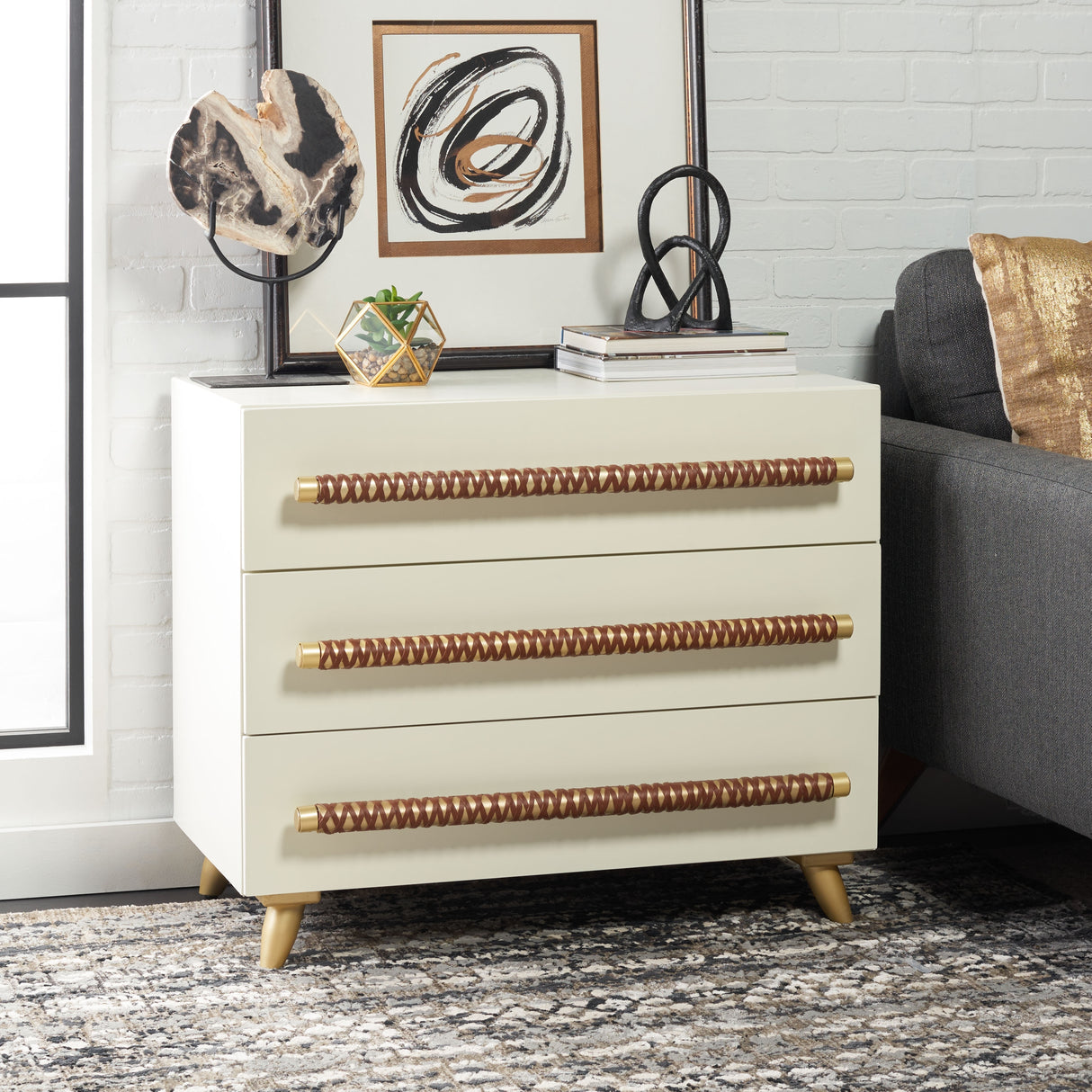 SAFAVIEH Audra 3-Drawer Storage Bedroom Chest.