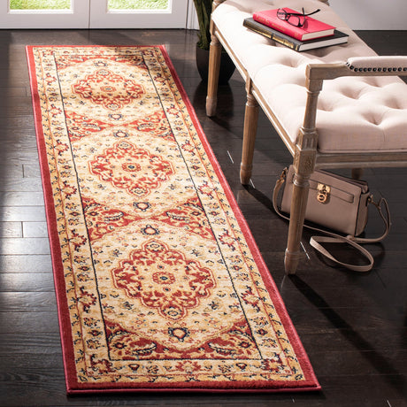 SAFAVIEH Austin Adelisa Traditional Oriental Rug