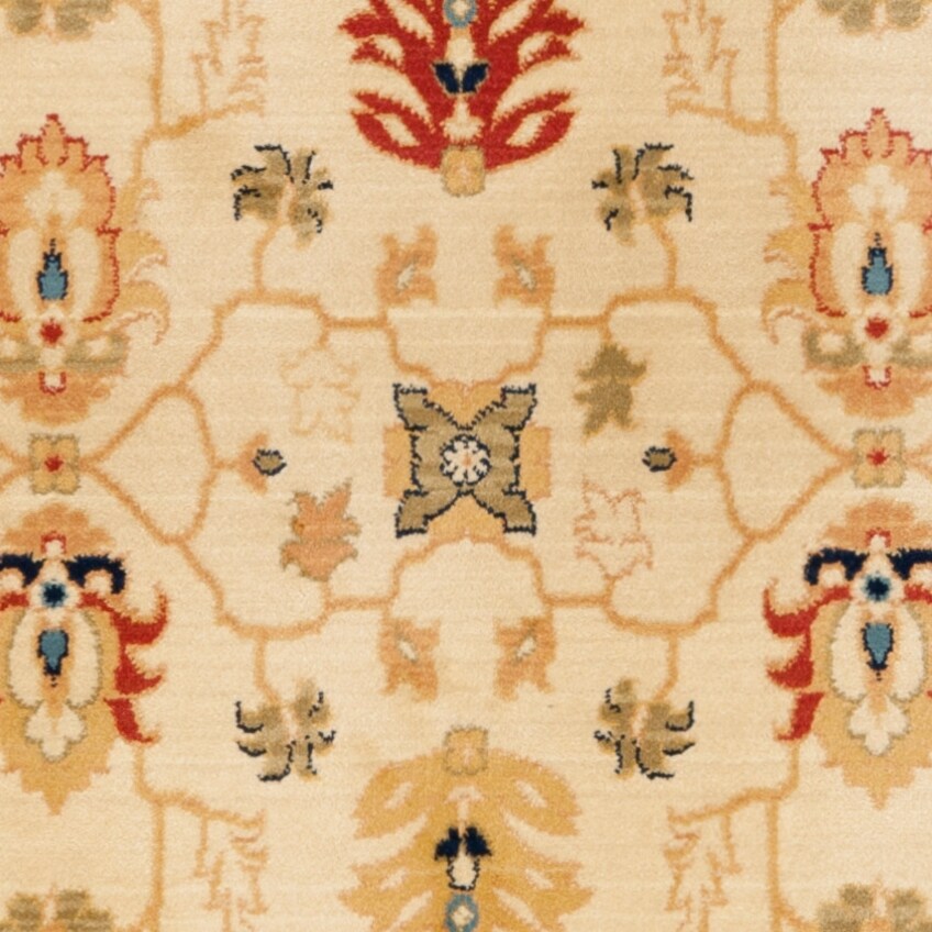 SAFAVIEH Austin Stanuta Traditional Oriental Rug