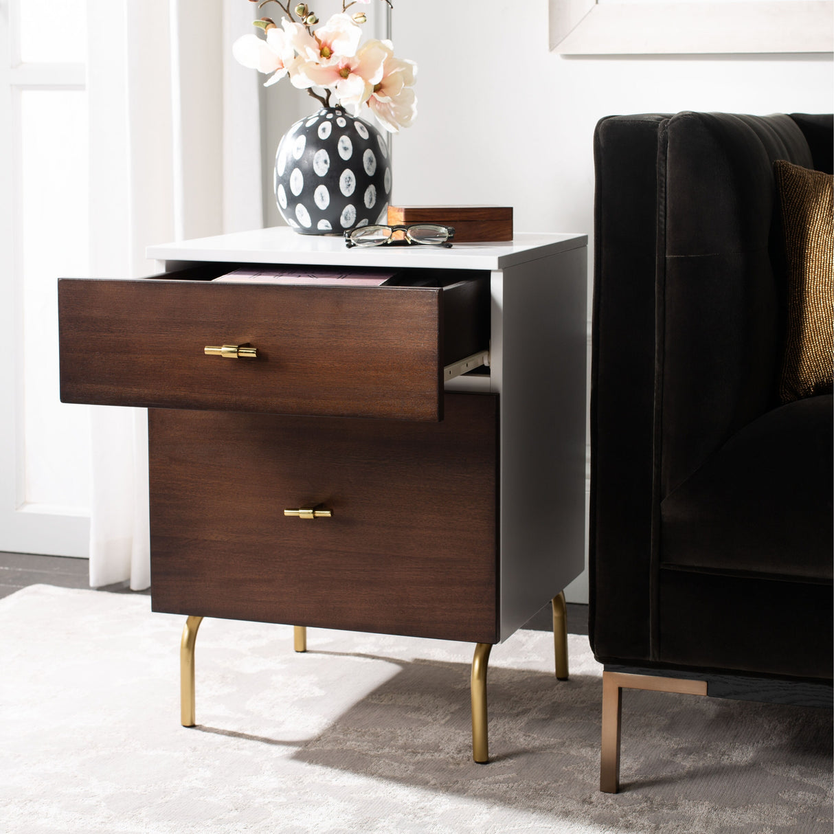 SAFAVIEH Bailee 2-Drawer Nightstand