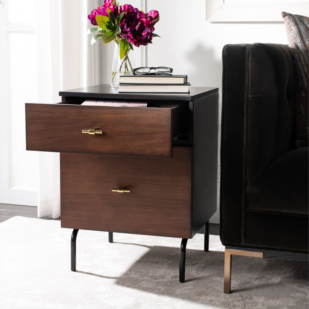 SAFAVIEH Bailee 2-Drawer Nightstand