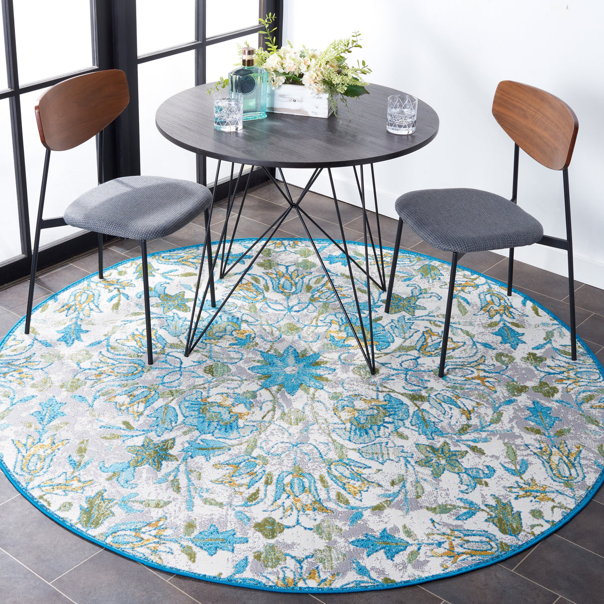 SAFAVIEH Barbados Kezban Floral Indoor/Outdoor Rug