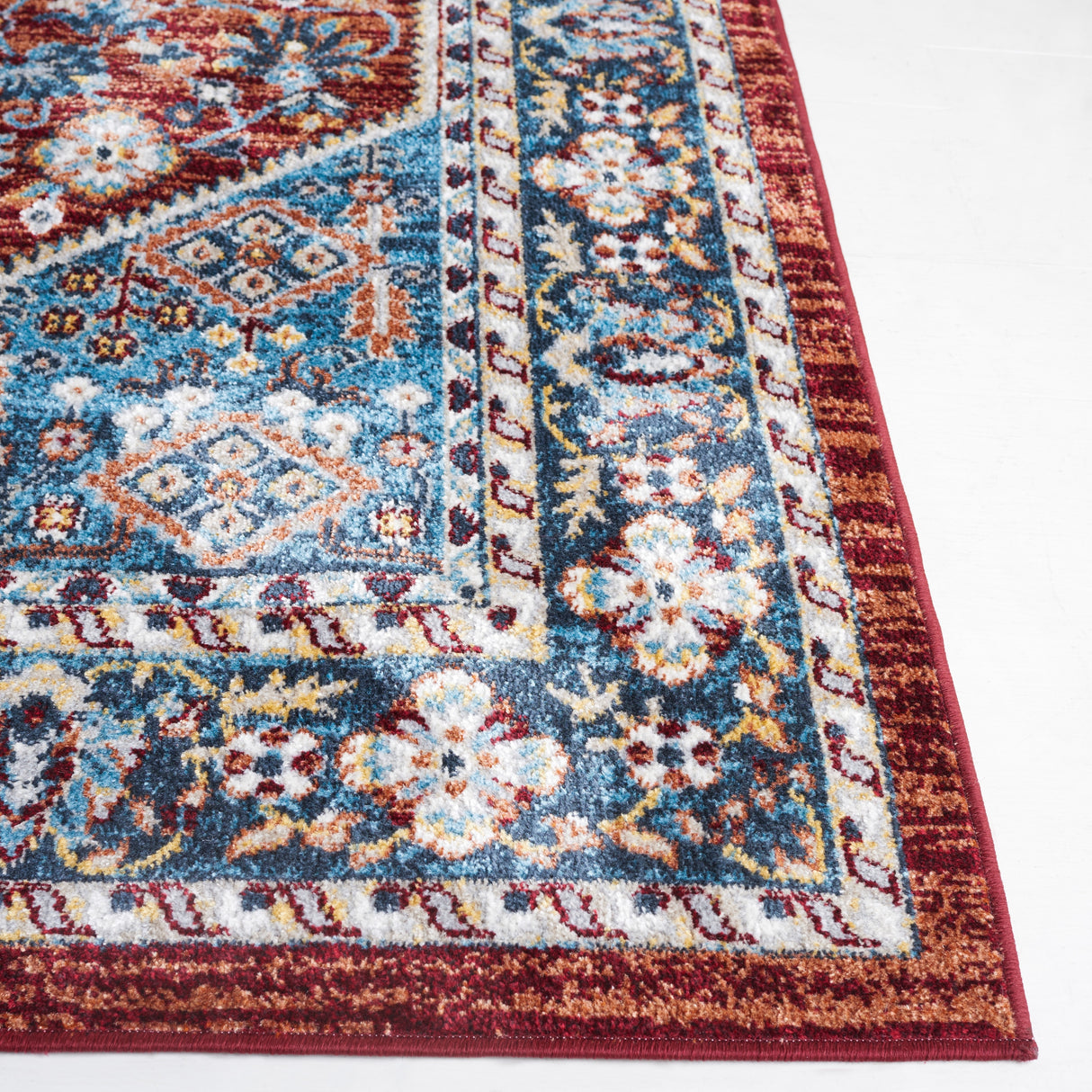 SAFAVIEH Bayside Machine Washable Korneliya Oriental Rug