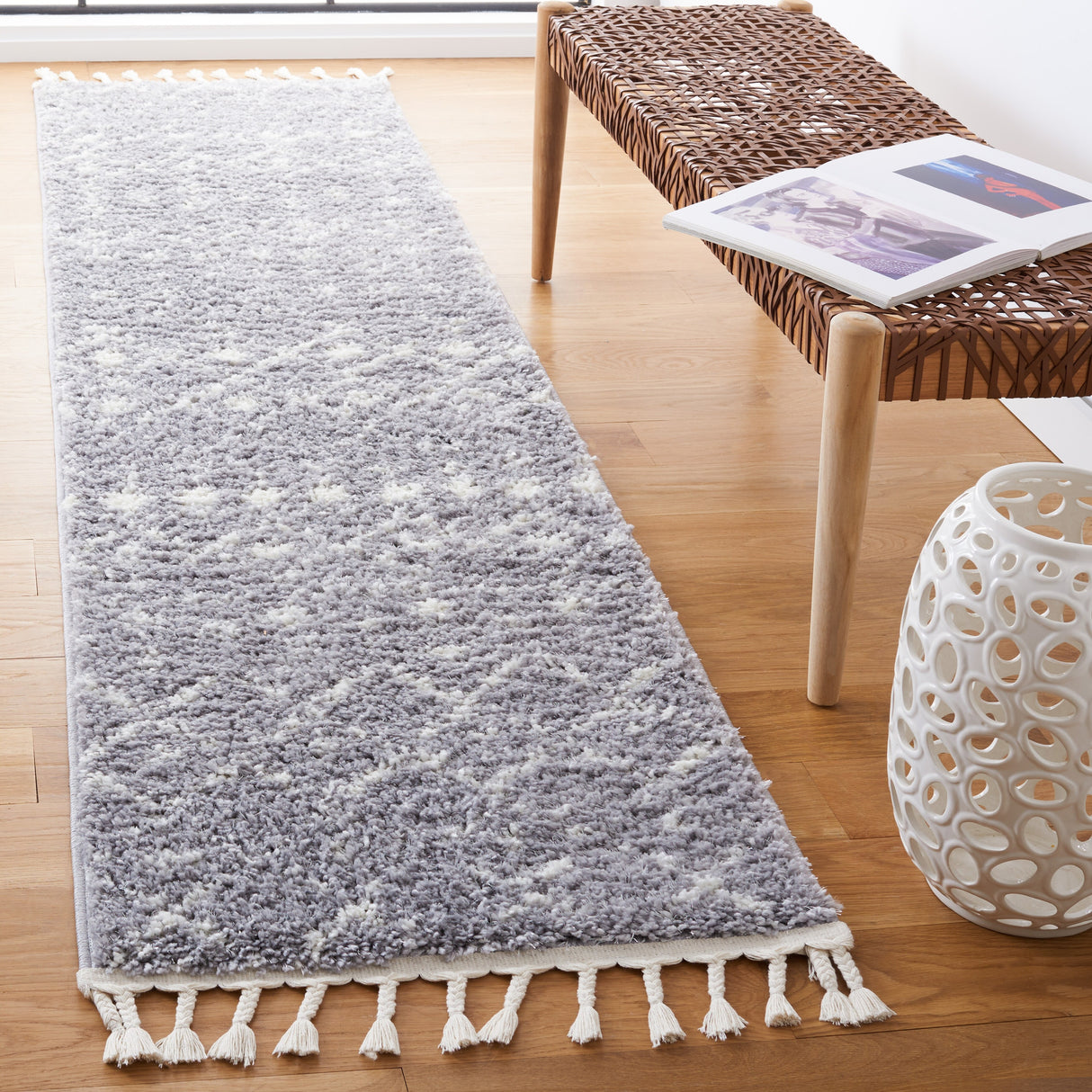 SAFAVIEH Berber Fringe Dashurije Leatha Trellis Rug