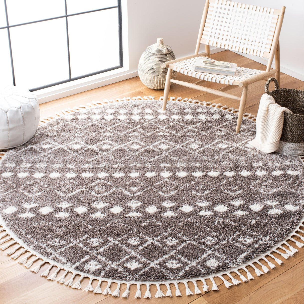 SAFAVIEH Berber Fringe Dashurije Leatha Trellis Rug