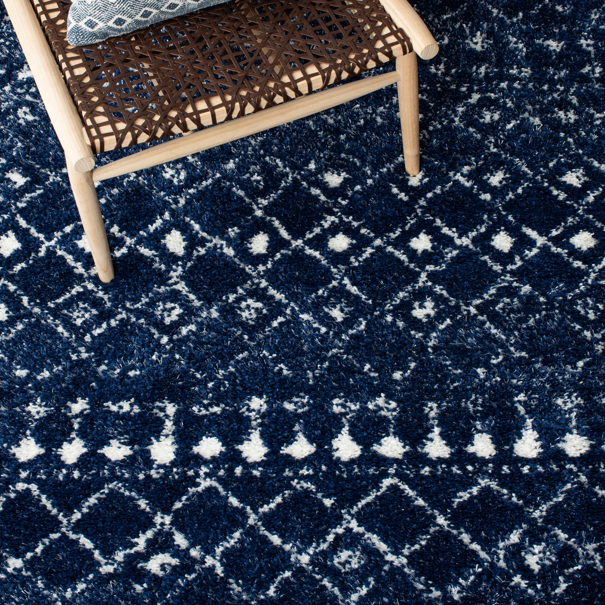 SAFAVIEH Berber Fringe Mirveta Liller Trellis Area Rug