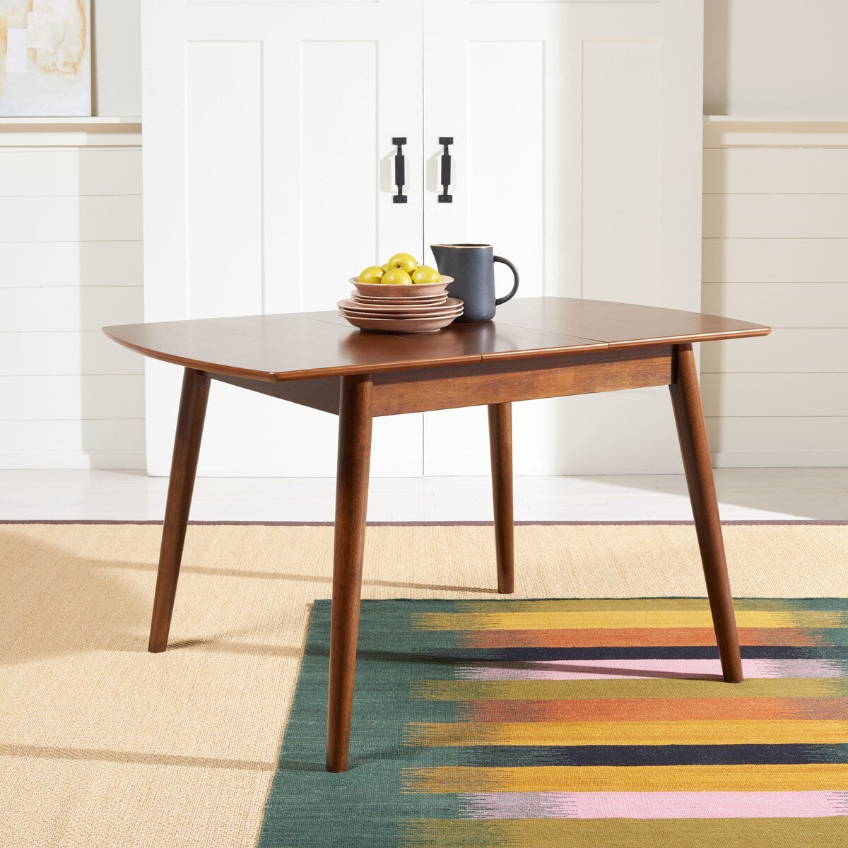 SAFAVIEH Blagorodna Manual Extension Dining Room Table - 51.2" W x 31.5" L x 29.1" H - 51Wx31Dx29H